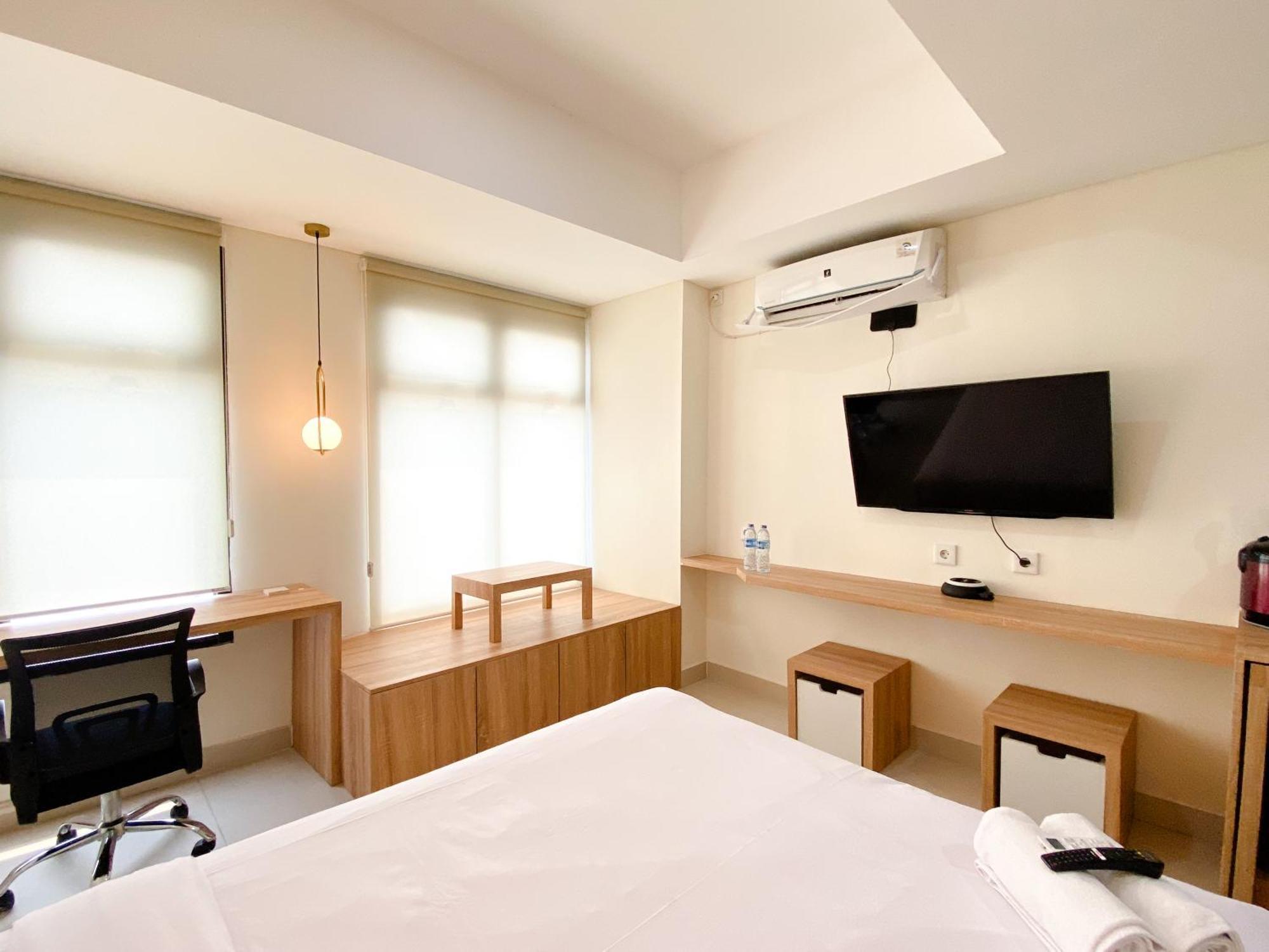 Simply Look Studio Room Pollux Chadstone Apartment By Travelio Cikarang Exterior foto